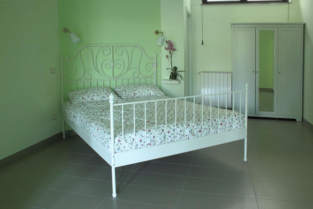 Etna Holiday Home Nicolosi Habitación foto