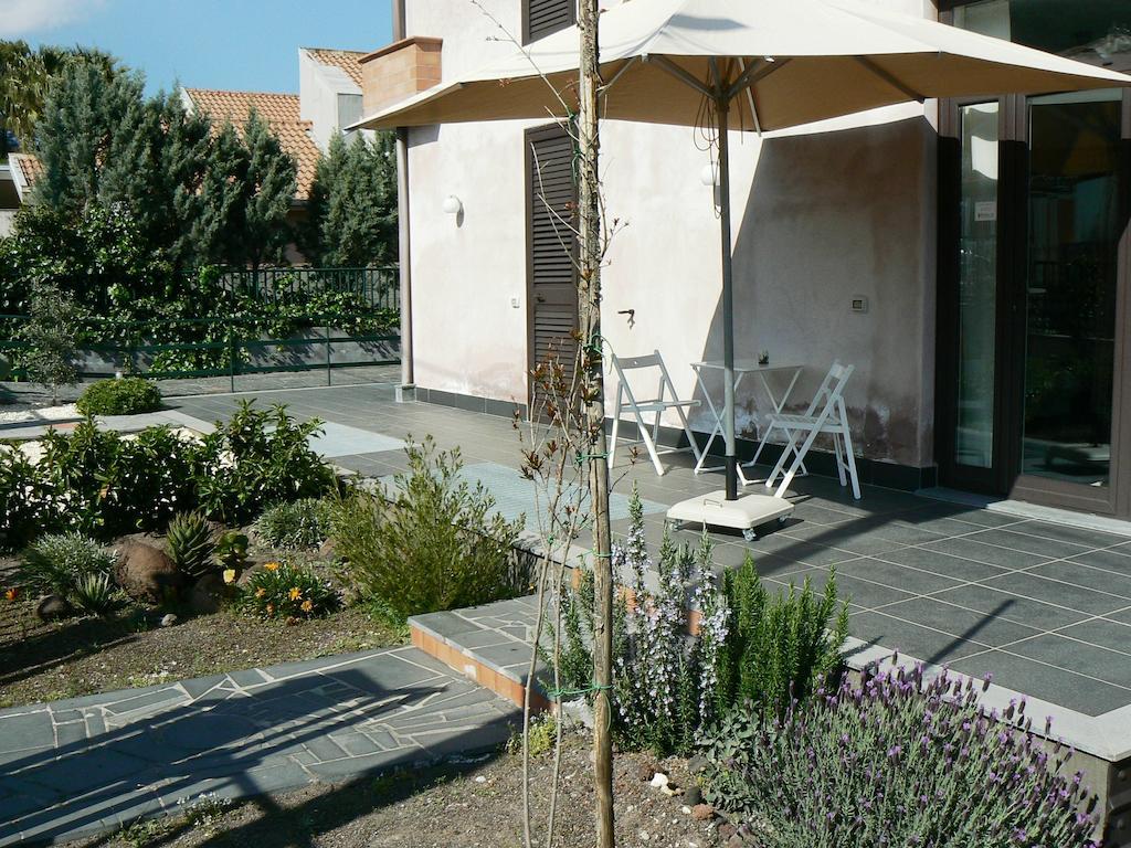 Etna Holiday Home Nicolosi Habitación foto