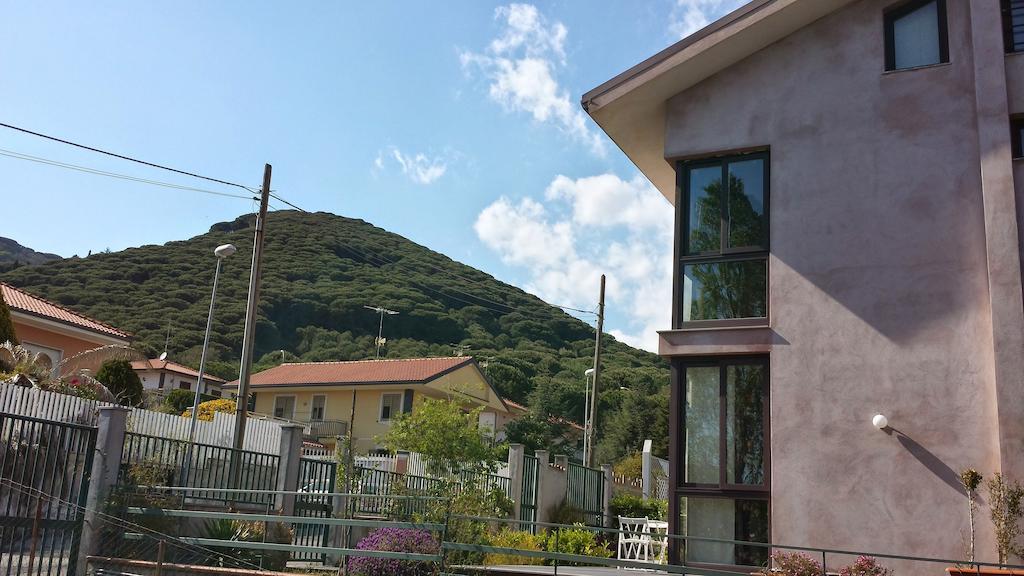 Etna Holiday Home Nicolosi Habitación foto